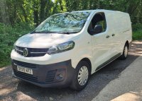 VAUXHALL VIVARO