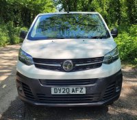 VAUXHALL VIVARO