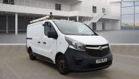 VAUXHALL VIVARO