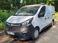 VAUXHALL VIVARO