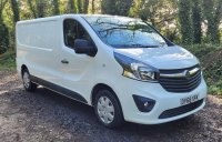 VAUXHALL VIVARO