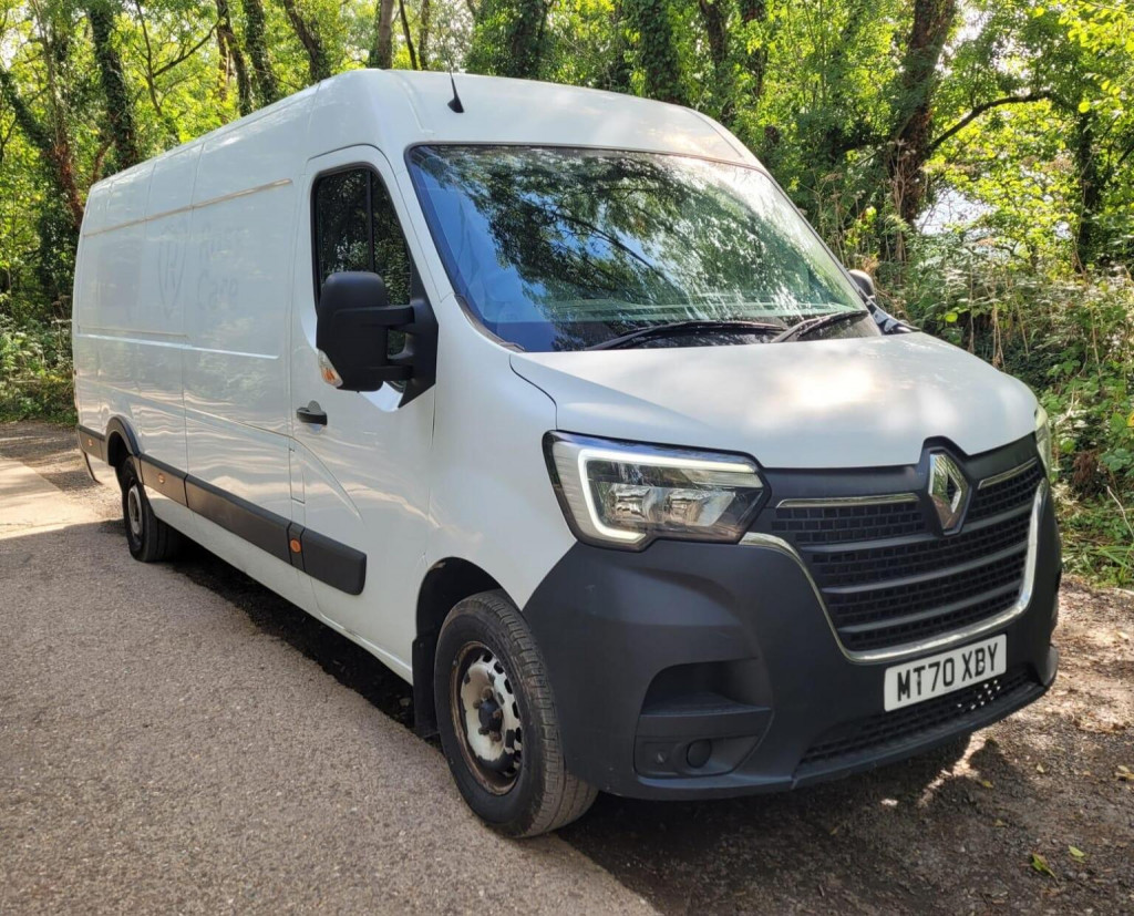 2020 Renault Master
